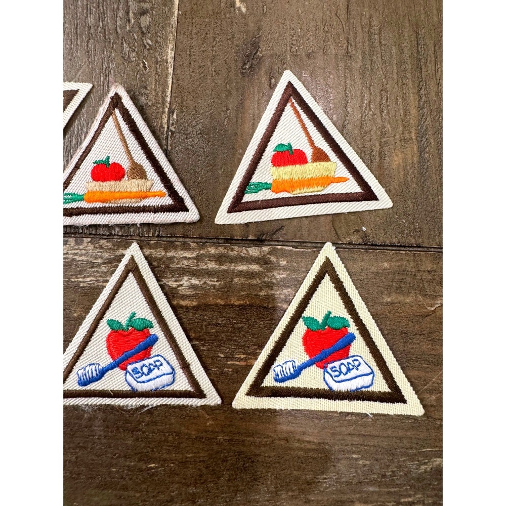 Vintage Girl Scout Brown Border Triangle Badges Health Homemaking Lot of 6 - Picture 3 of 4